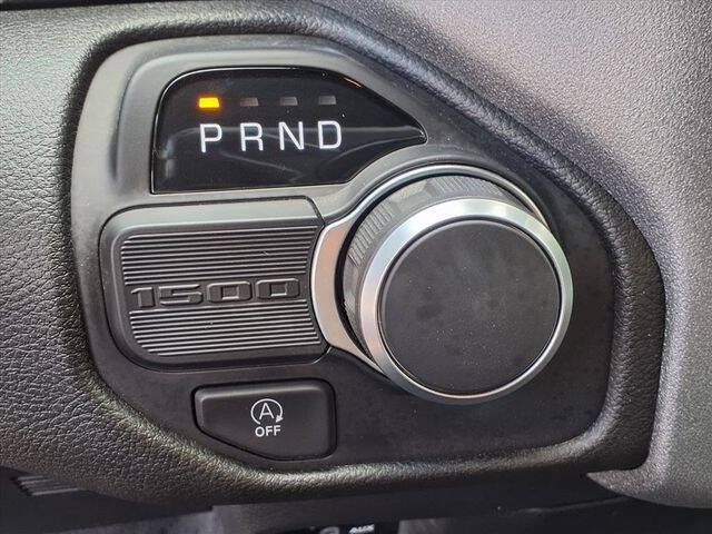 2025 RAM 1500 Express