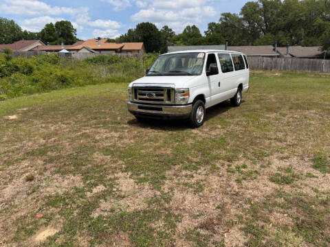 2013 Ford E-Series E-350 SD XLT