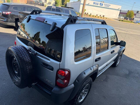 2005 Jeep Liberty Renegade