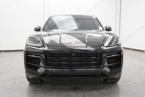 2025 Porsche Cayenne GTS Coupe