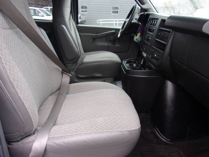 2016 Chevrolet Express LT 3500