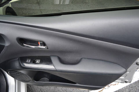 2017 Toyota Prius Three