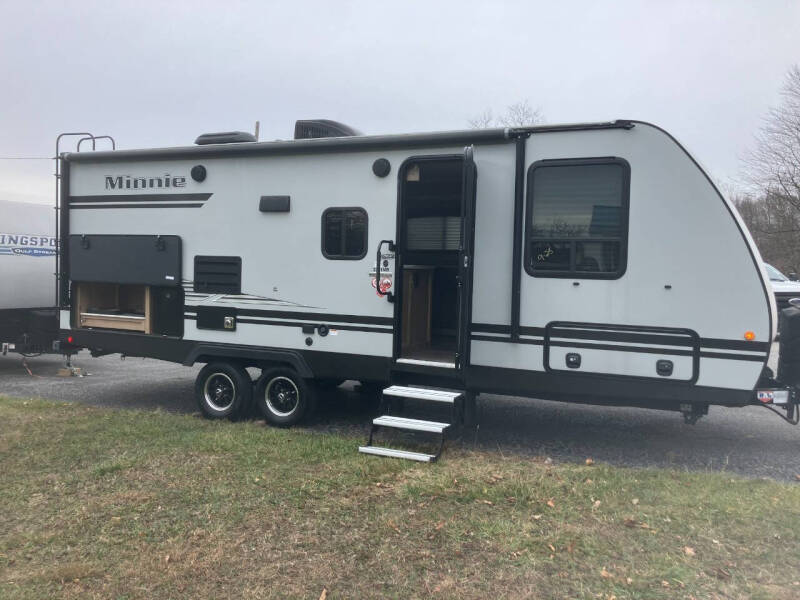 2020 Winnebago 2201 MB