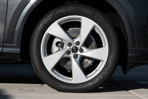 2025 Audi Q5 quattro Premium Plus TFSI