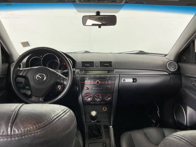 2004 Mazda MAZDA3 s