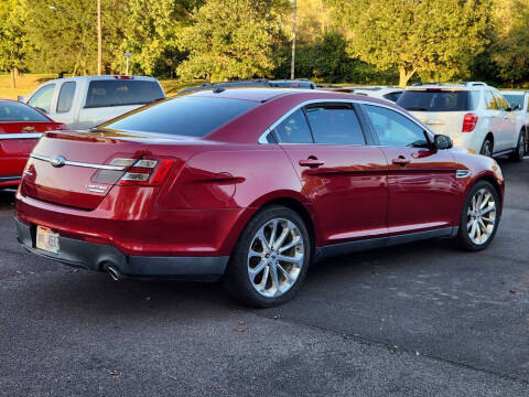 2015 Ford Taurus Limited