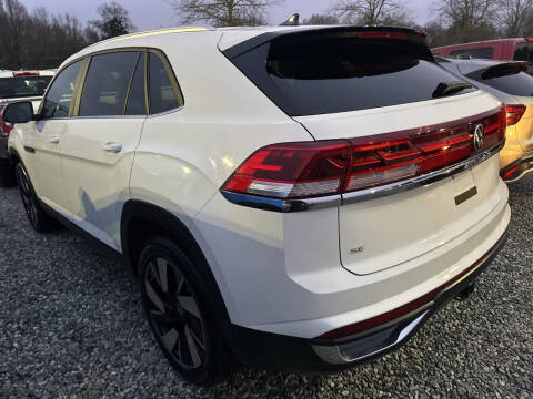 2025 Volkswagen Atlas Cross Sport SE