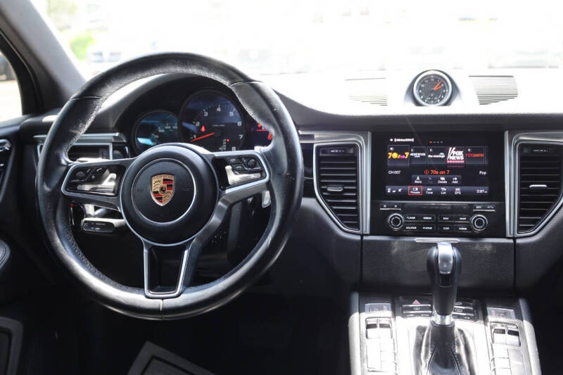 2018 Porsche Macan