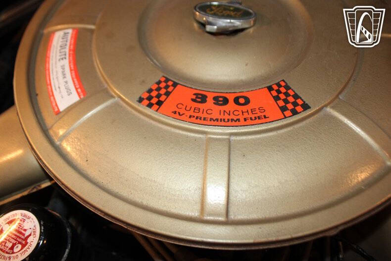 1964 Ford Thunderbird