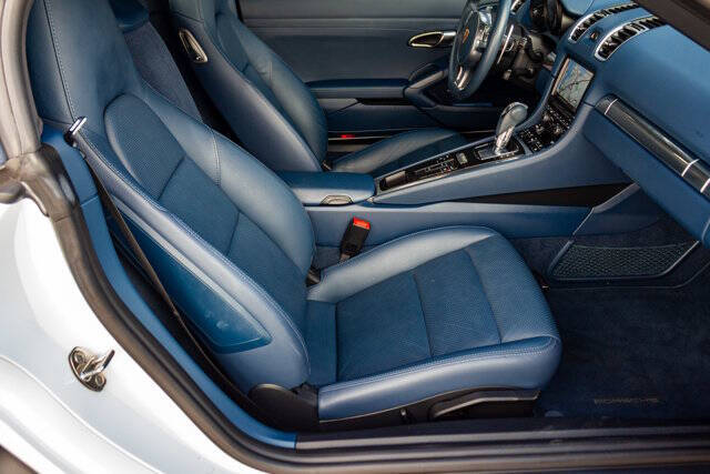 2014 Porsche Boxster 29