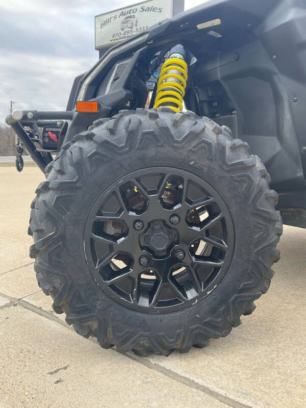 2018 Can-Am MAVERICK X3 SERIES