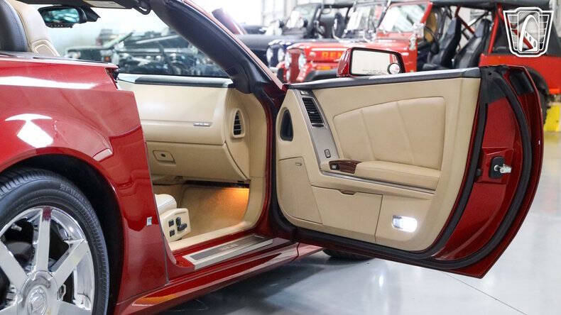 2008 Cadillac XLR