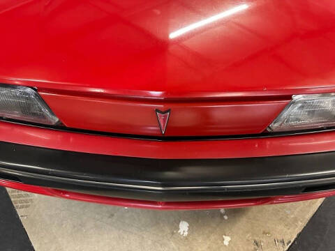 1991 Pontiac Sunbird LE