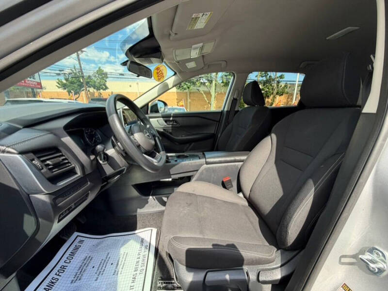 2024 Nissan Rogue S