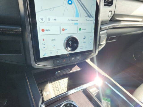 2022 Ford Expedition Platinum