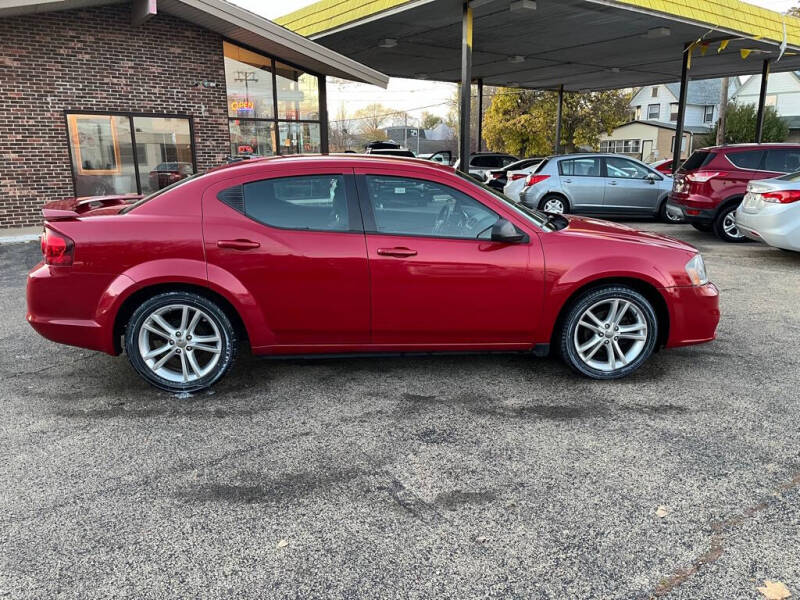 2014 Dodge Avenger SE photo 6