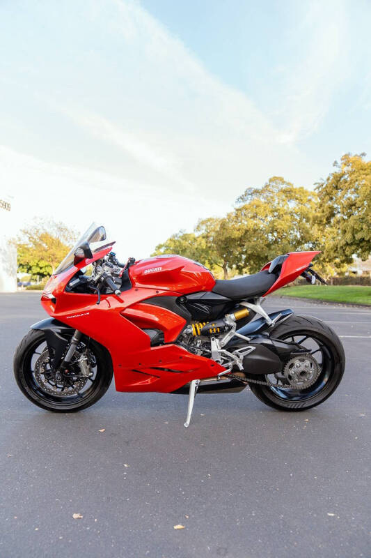 2020 Ducati V2 Superquadro Final Edition