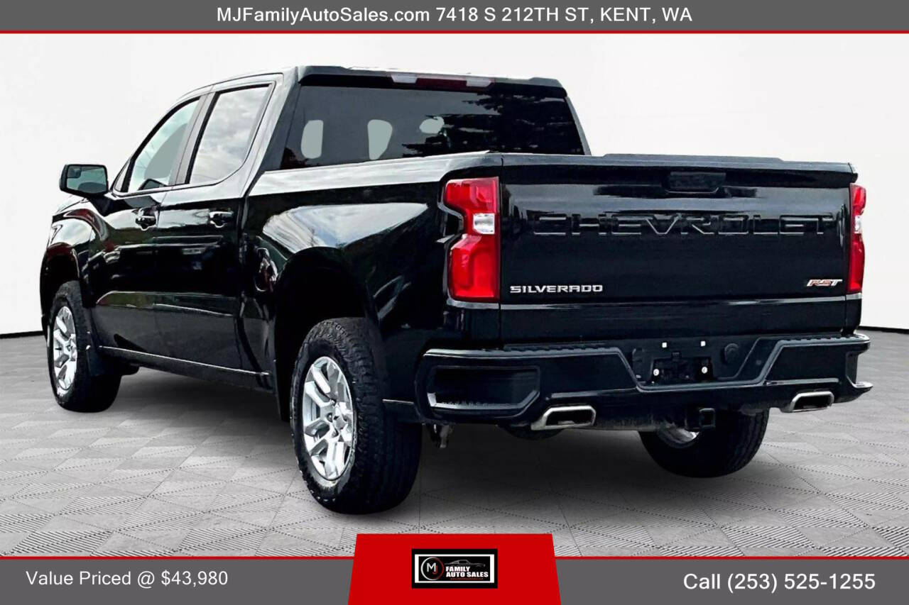 2022 Chevrolet Silverado 1500 for sale at MJ FAMILY AUTO SALES in Kent, WA