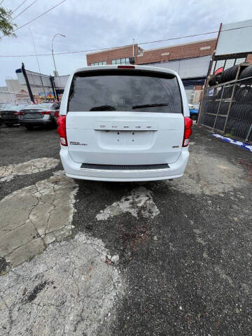 2019 Dodge Grand Caravan SE