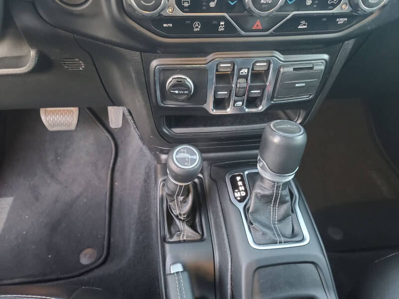 2021 Jeep Gladiator Overland