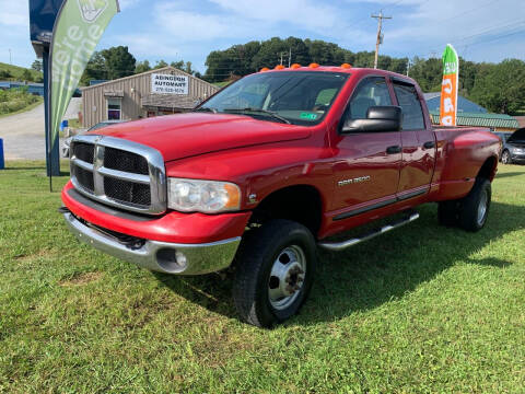 2005 Dodge Ram Pickup 3500 for sale at ABINGDON AUTOMART LLC in Abingdon VA