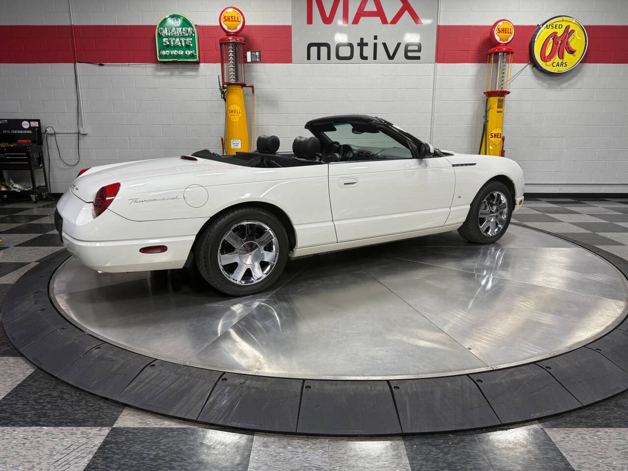 2003 Ford Thunderbird 172