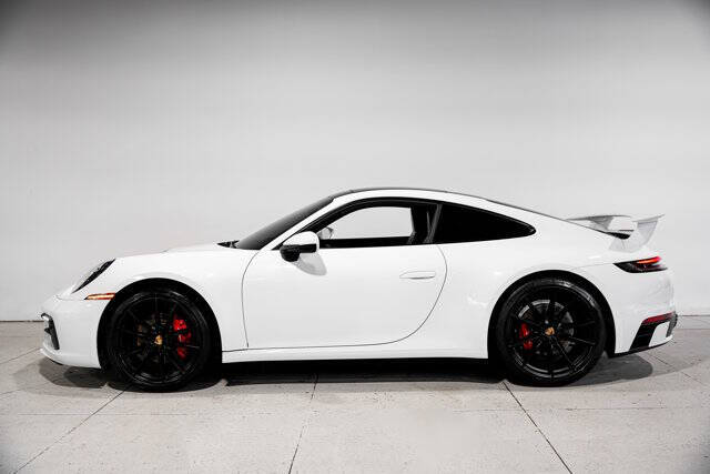 2020 Porsche 911 Carrera