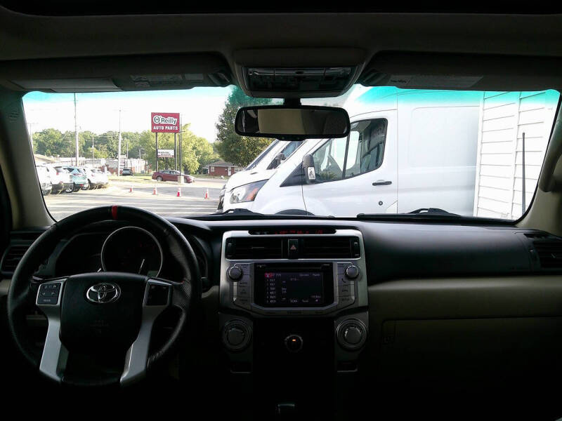 2013 Toyota 4Runner SR5