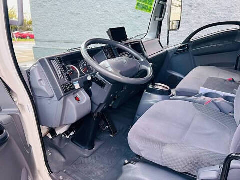 2015 Isuzu NPR DSL REG AT