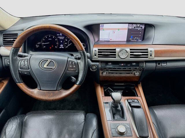 2014 Lexus LS 460