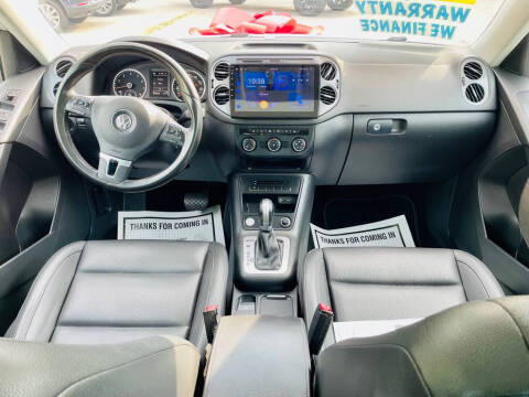 2017 Volkswagen Tiguan 2.0T Wolfsburg Edition 4Motion