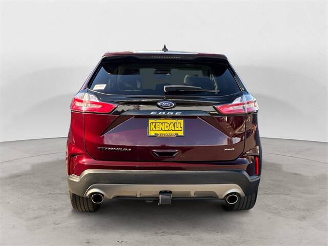 2021 Ford Edge Titanium