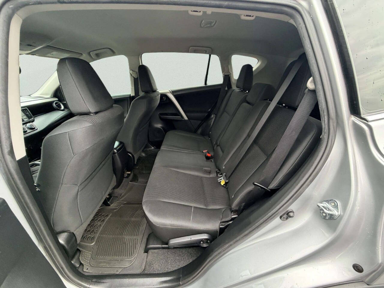 ToyotaRAV419