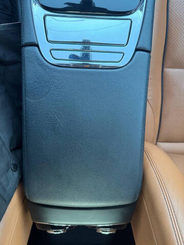 2016 Jaguar XJ R-Sport