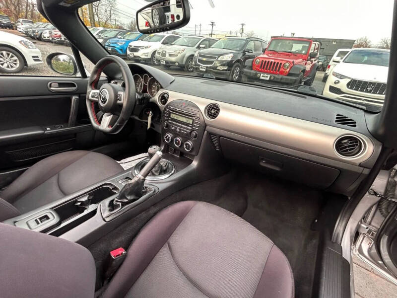 2011 Mazda MX-5 Miata Touring