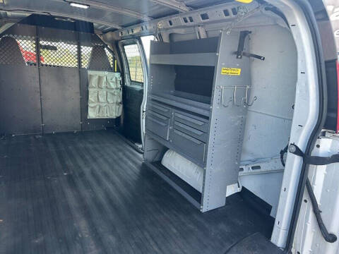2017 Chevrolet Express 2500
