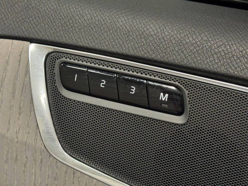 2024 Volvo XC90 B6 Plus Bright Theme 7P