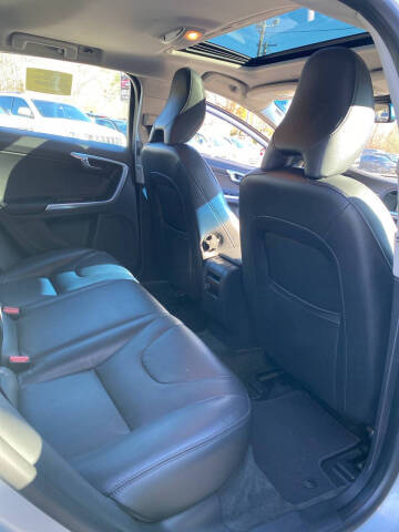 2015 Volvo V60 T5 Premier