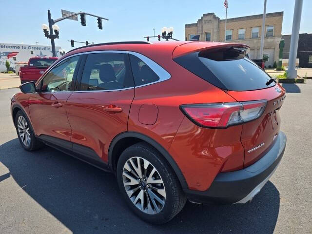 2020 Ford Escape Hybrid Titanium