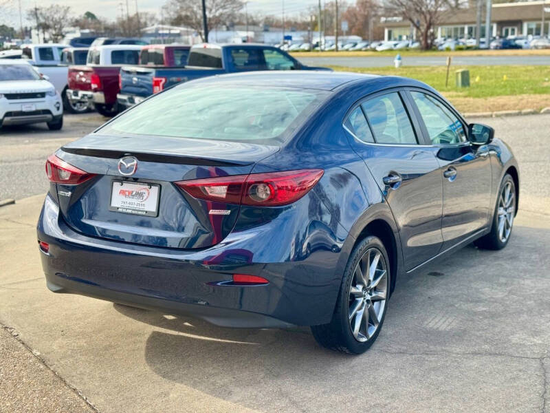 2018 Mazda MAZDA3 Touring