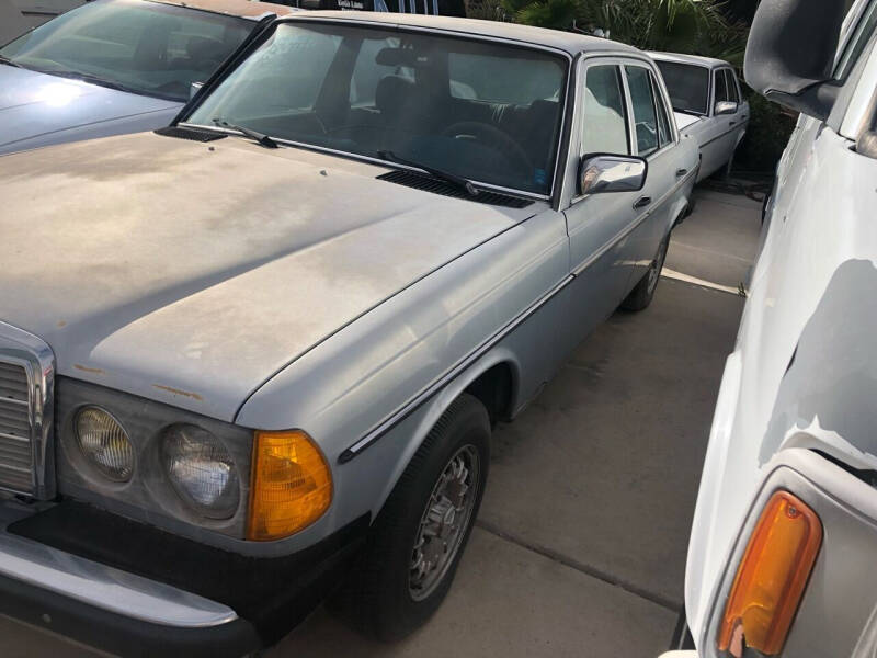 1985 Mercedes-Benz 300-Class