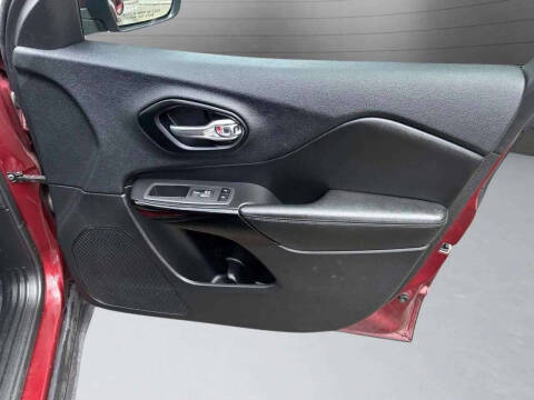 2021 Jeep Cherokee Altitude