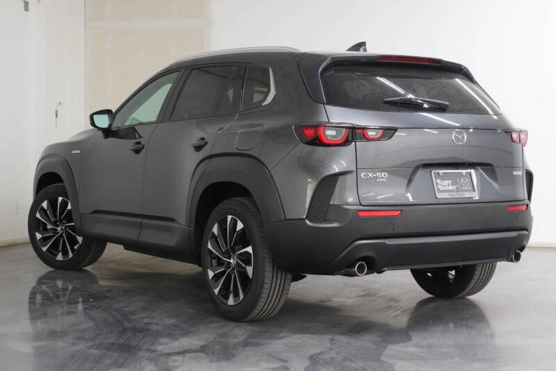 2025 Mazda CX-50 Hybrid Premium Plus