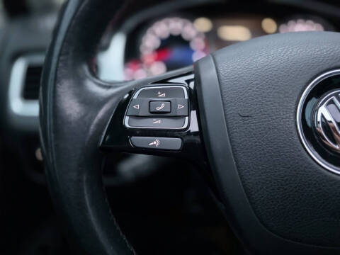 2015 Volkswagen Touareg V6 Lux