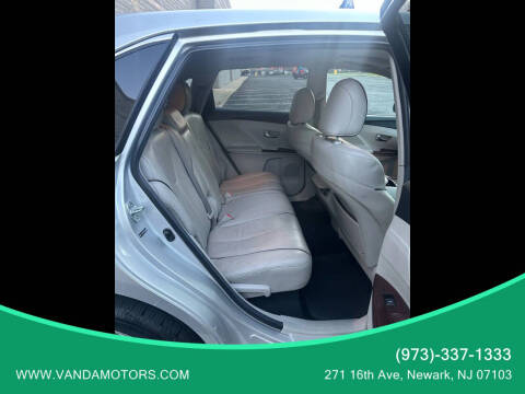 2011 Toyota Venza AWD V6