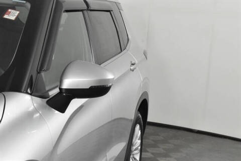 2024 Mitsubishi Outlander ES