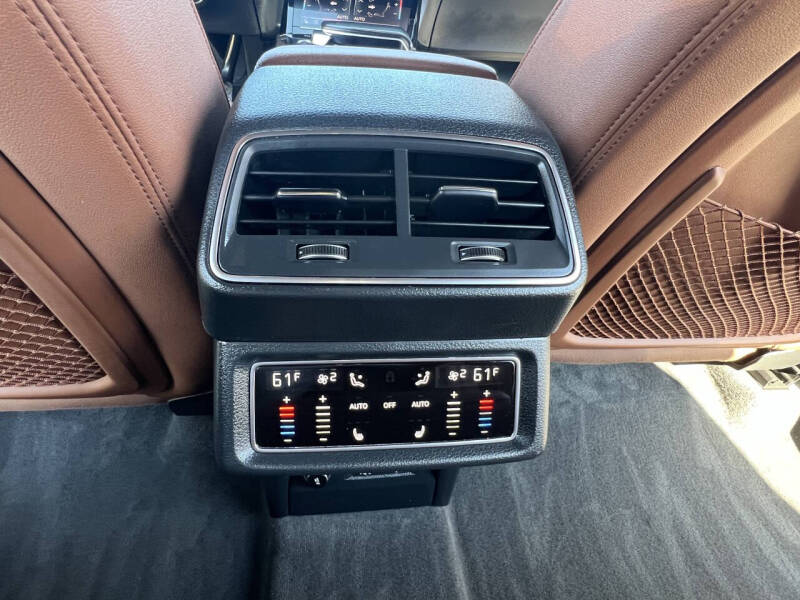 2019 Audi e-tron quattro Premium Plus