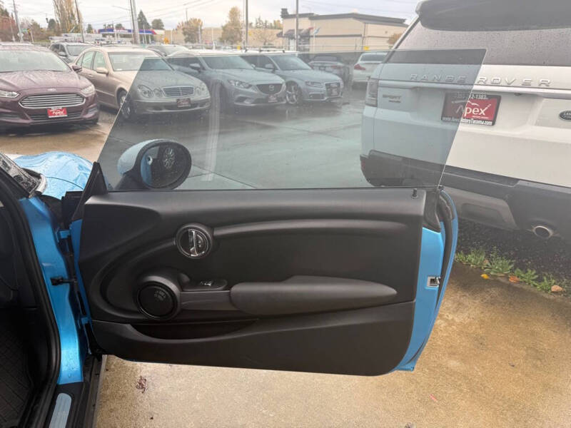 2016 MINI Hardtop 2 Door Cooper