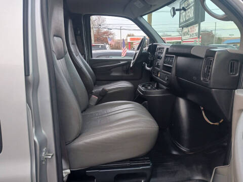 2010 Chevrolet Express 2500