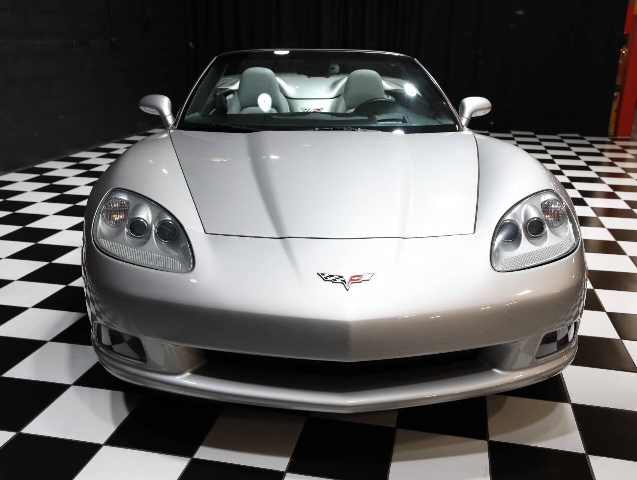 2005 Chevrolet Corvette 49